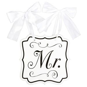 Zawieszki na krzesła Pary Młodej na ślub i wesele - Tabliczka drewniana z napisem "Mr.", biała