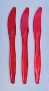 Noże - Noże plastikowe czerwone