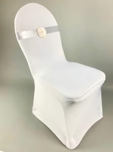 Pokrowce na krzesła i klęczniki - Pokrowiec na krzesło komunijne ze srebrną szarfą